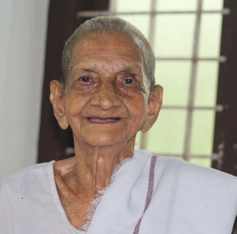 Karikkad Anayath Pisharath Sarojini Pisharasiyar