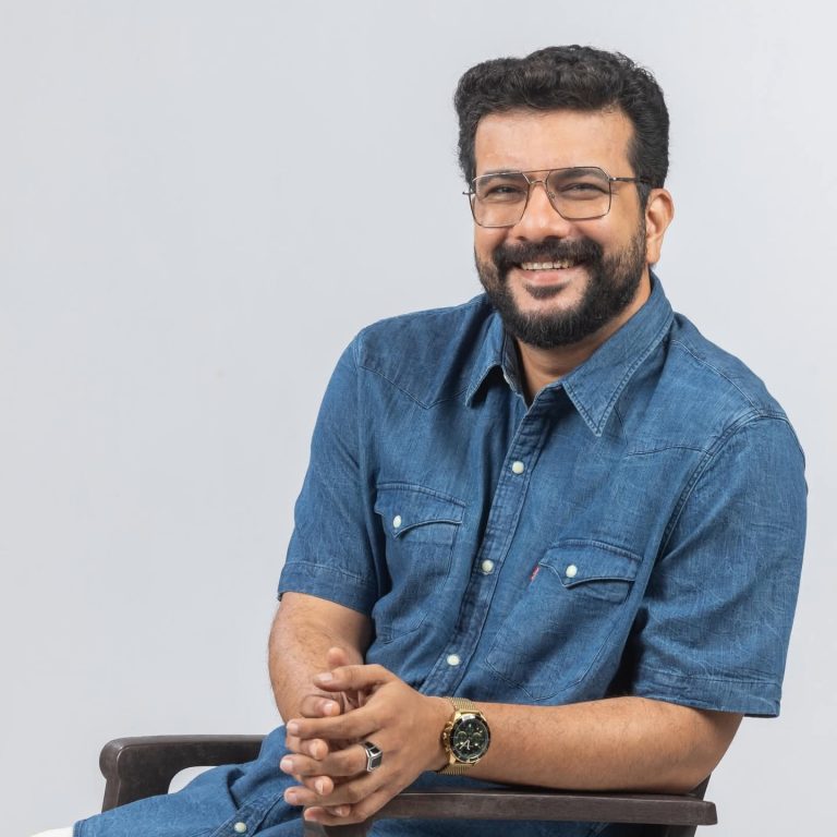 അഭിനന്ദനങ്ങൾ -രമേഷ് പിഷാരോടി