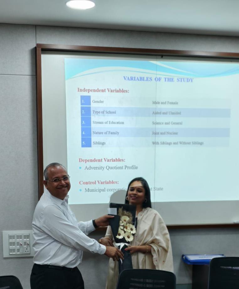 ഡോ. ഗീത സതീഷ് പിഷാരോടിക്ക് പി.എച്ച്.ഡി (PhD)